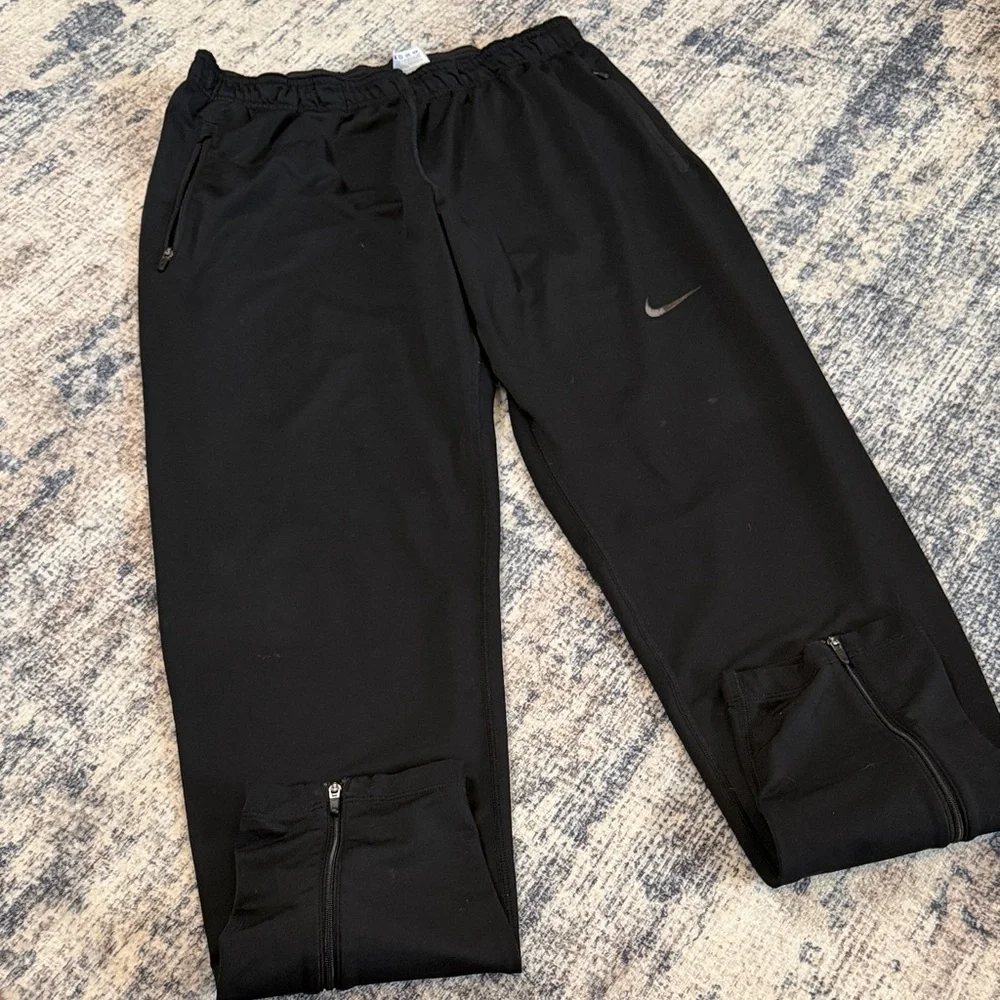 Nike Men's Black Joggers with Silver Logo